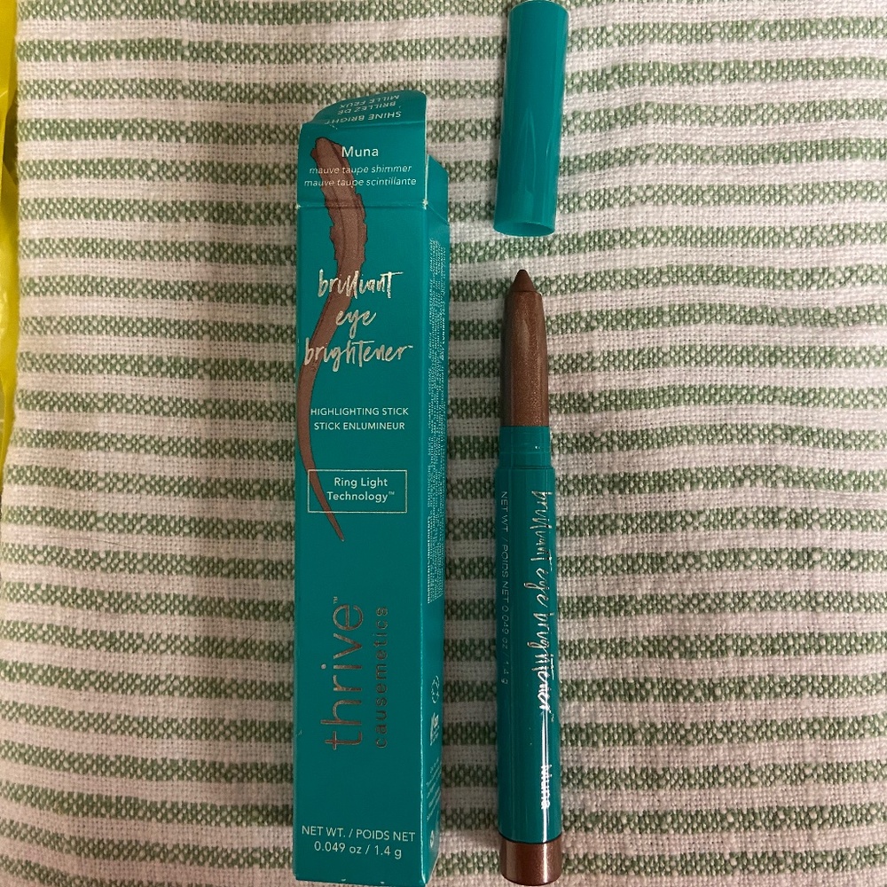 Thrive Causemetics NEW IN BOX Muna (mauve taupe) Eyeshadow